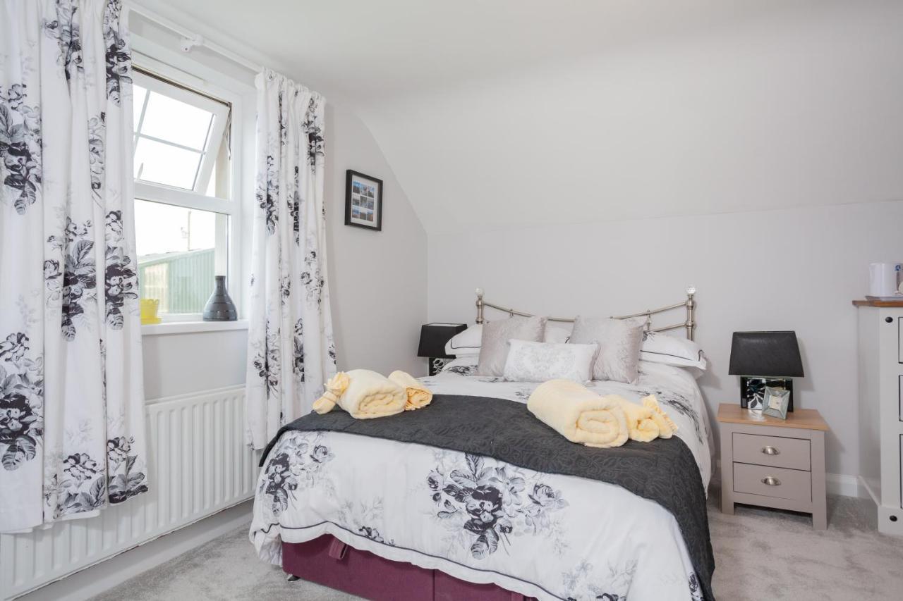 Longview House Bed & Breakfast Ballymoney Exterior photo
